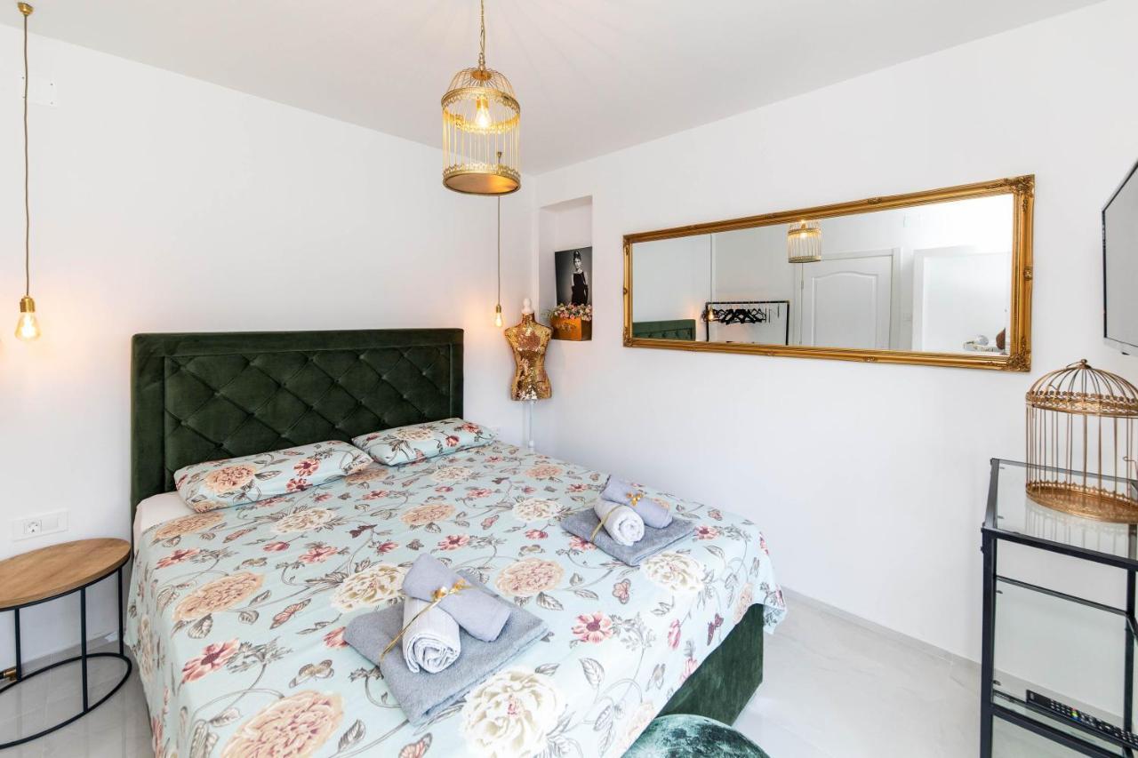 Gloria Luxury Suite Apartment Crikvenica Eksteriør billede