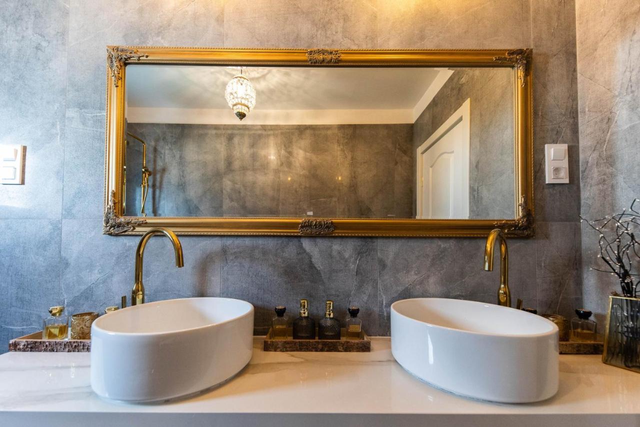 Gloria Luxury Suite Apartment Crikvenica Eksteriør billede